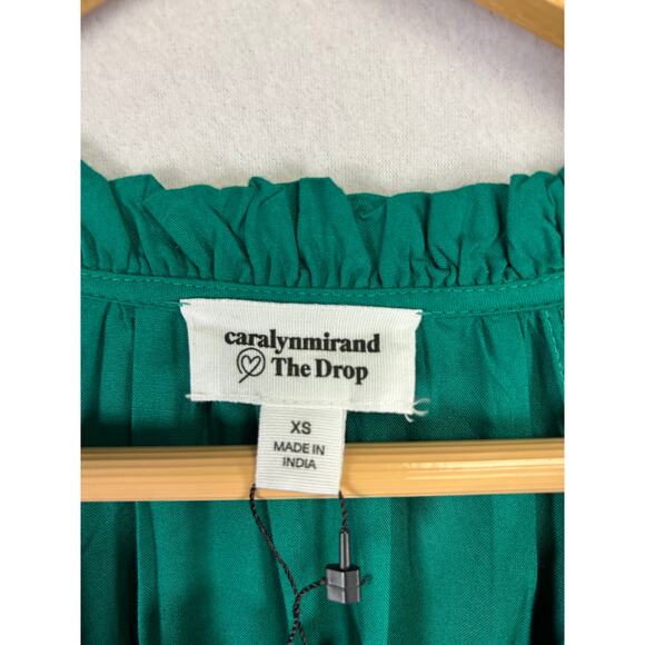 Woman's Green Long Sleeve Dress - Size XS Winter Holiday Feminine - Picture 4 of 10